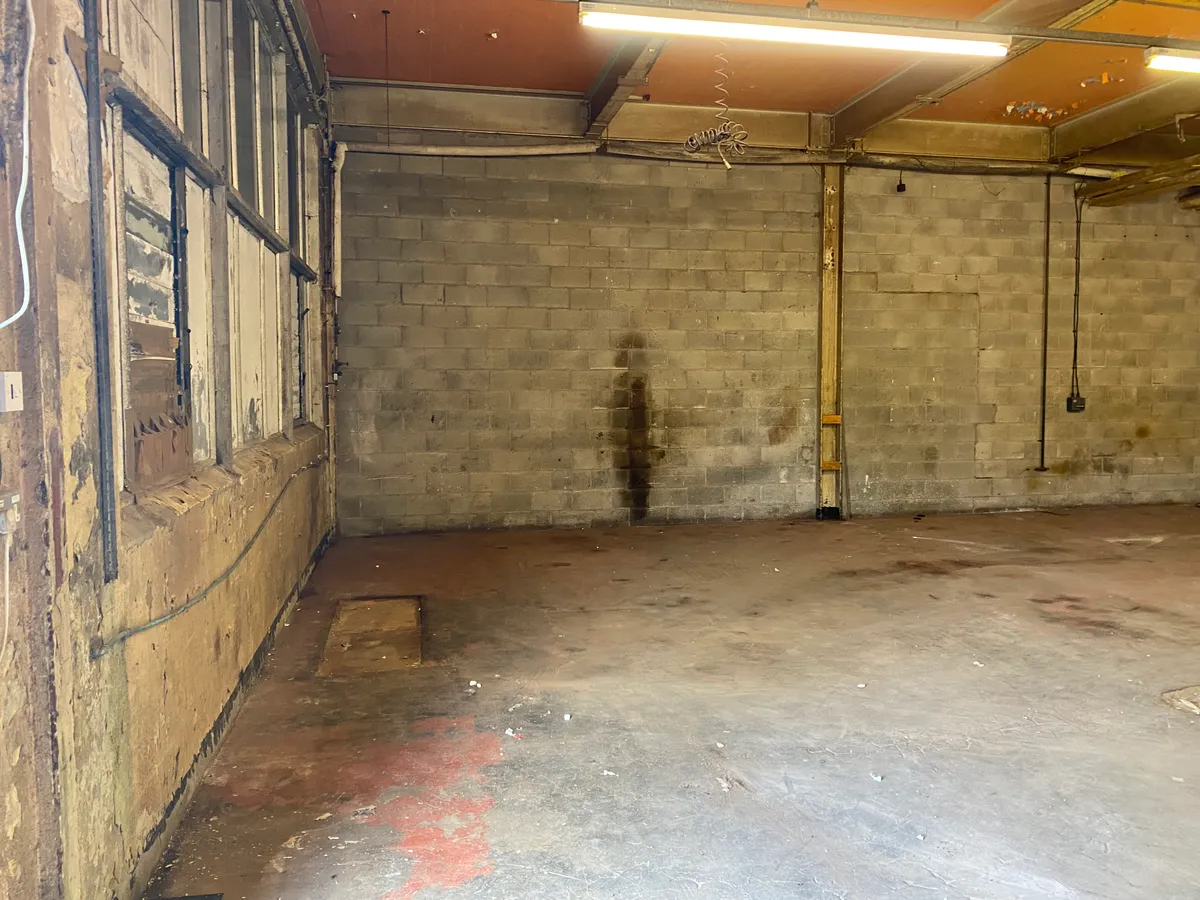 Industrial Unit in Blackburn - photo 3